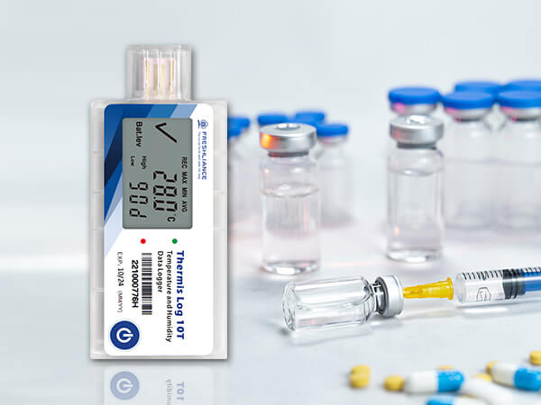 Highly accurate pharmaceutical single use temperature logger